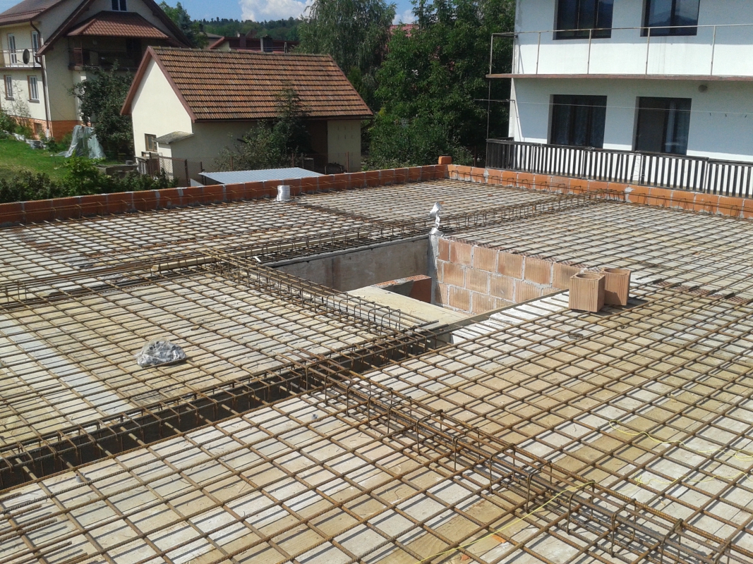 Zdjęcie do wpisu: Pierwszy strop